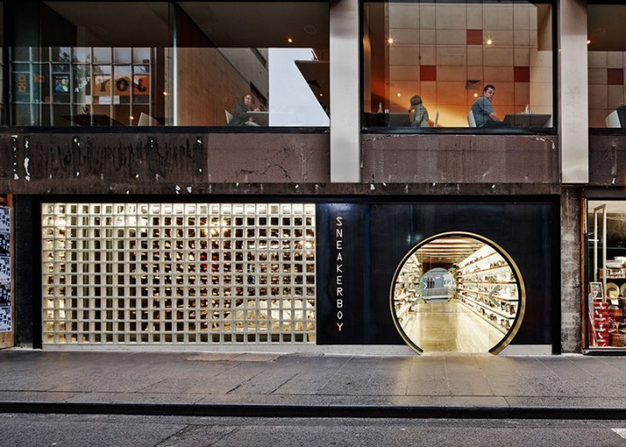 thiet-ke-cua-hang-giay-sneakerboy-1