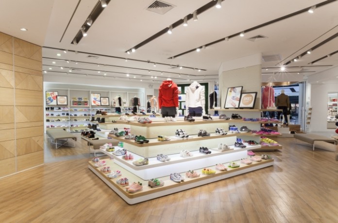 cua-hang-thoi-trang-hotwind-tai-thuong-chau-trung-quoc-3