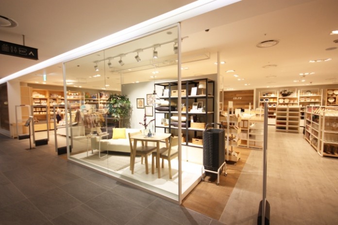 cua-hang-thoi-trang-va-phong-cach-jaju-tai-seoul-han-quoc-2