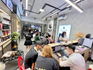 thi công thực tế shop điện thoại Phương Apple Đồng Nai