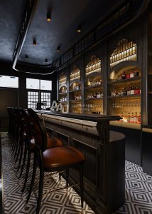 Thiết kế quán cafe cổ điển 1'Mor Pub & Cafe