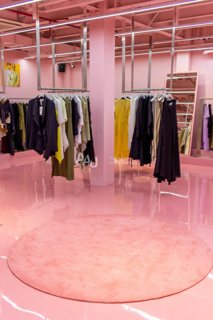 thiết kế cửa hàng thời trang