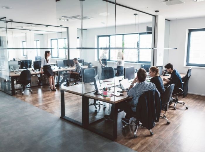 thiết kế văn phòng công nghệ 