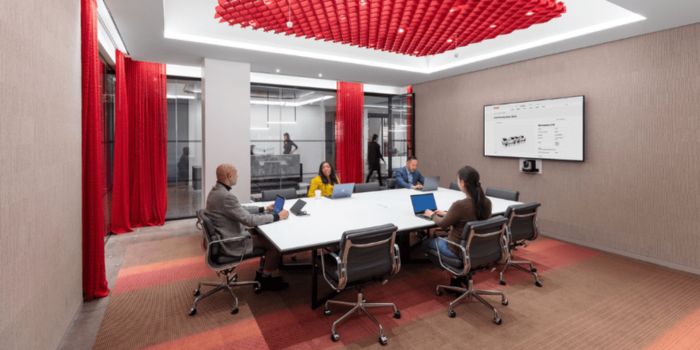 Một đầu mối làm việc